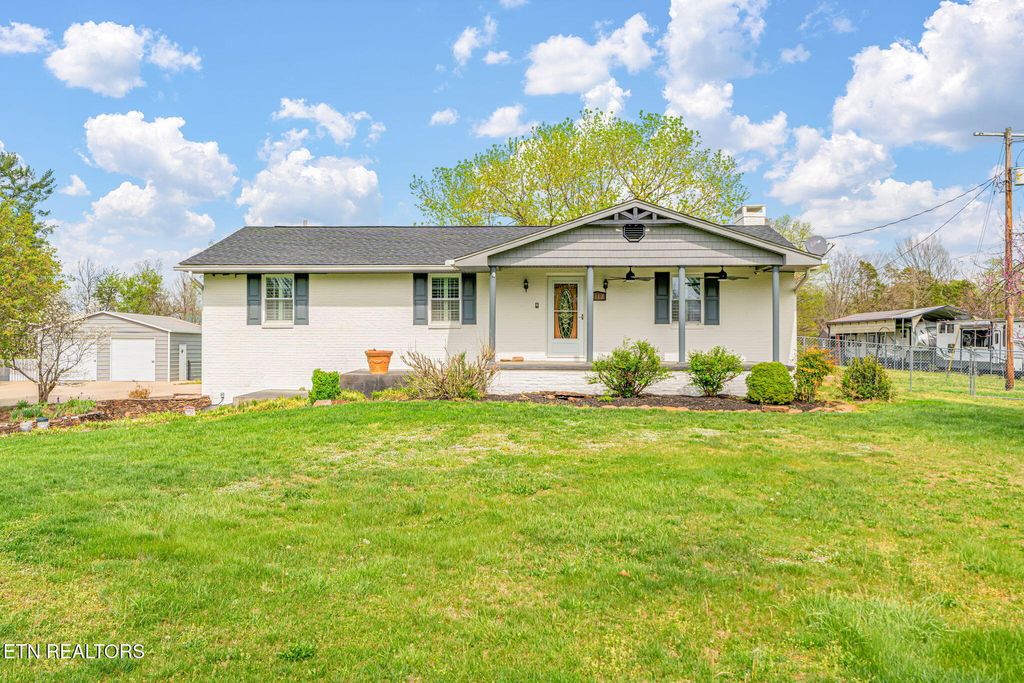 Photo of 7112 Weaver Rd, Powell, TN 37849 (MLS # 1335762)