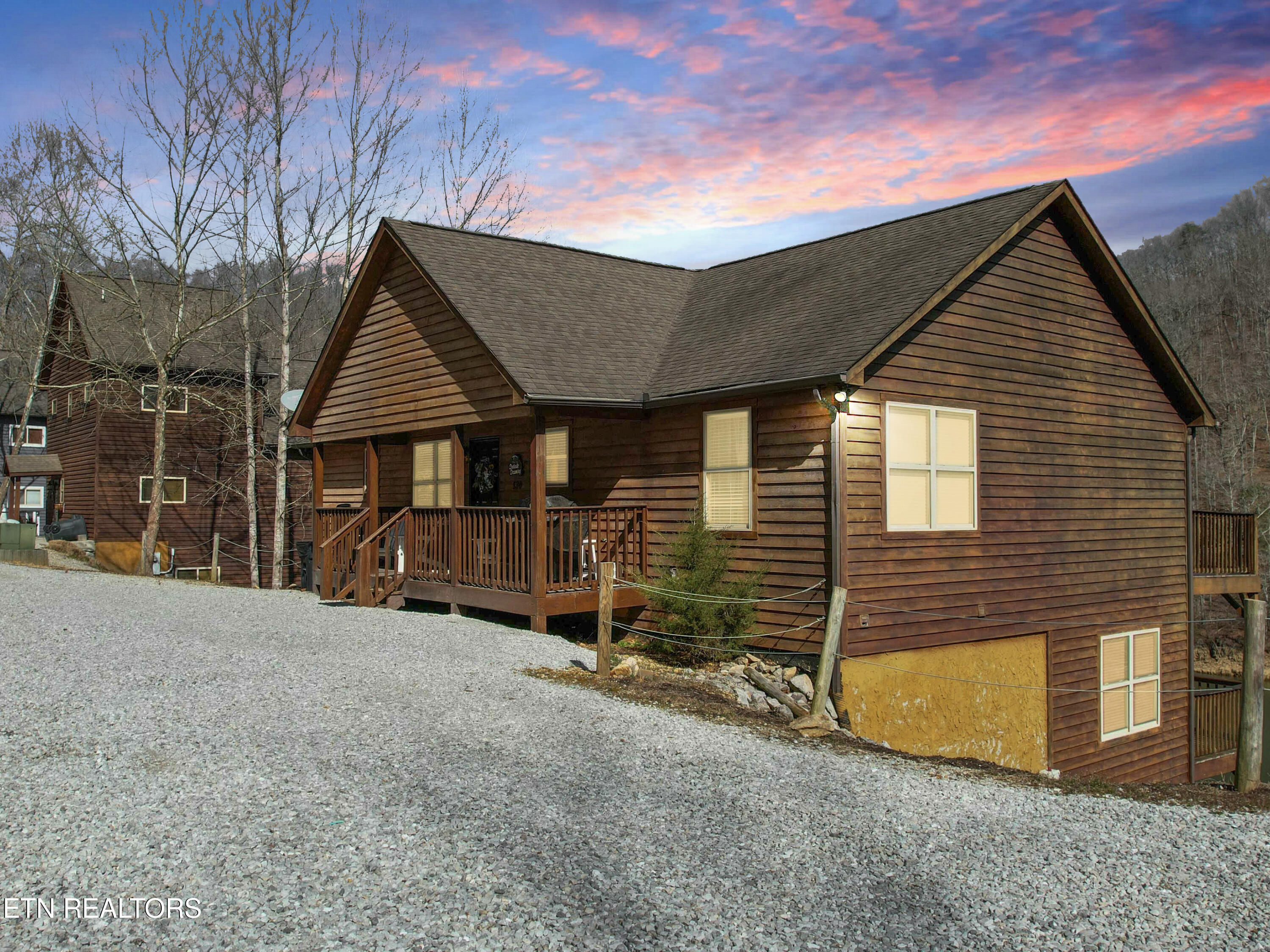 130 Bluewater Lane