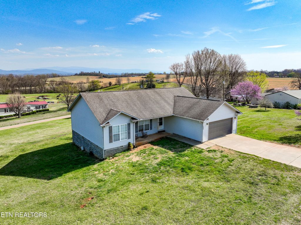 Photo of 120 Byrds Way, Greenback, TN 37742 (MLS # 1295322)