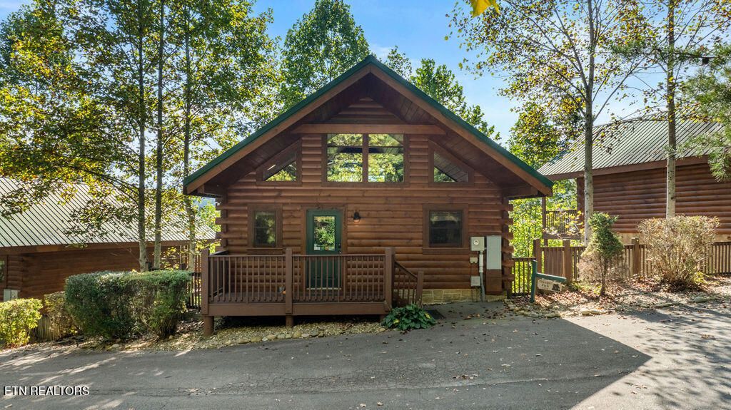 Photo of 1779 Mountain Shadows Way, Gatlinburg, TN 37738 (MLS # 1317346)