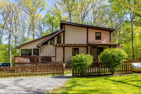 Single Family Residence in Maryville TN 1907 Reagan Mill Rd.jpg