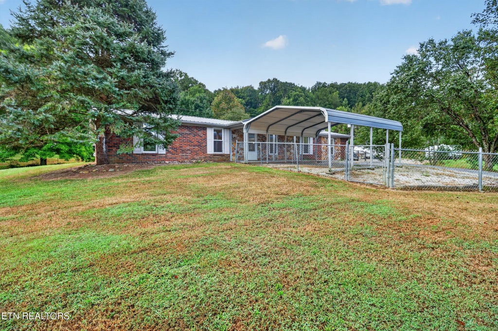 Photo of 688 Rocky Summit Rd, Bean Station, TN 37708 (MLS # 1354921)
