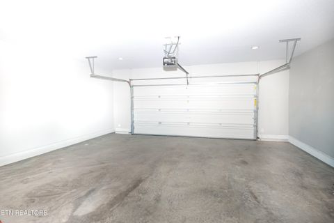 Tiny photo for 342 Broadberry Ave, Oak Ridge, TN 37830 (MLS # 1338873)