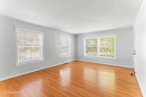 Tiny photo for 600 Mulberry St, Loudon, TN 37774 (MLS # 1358415)