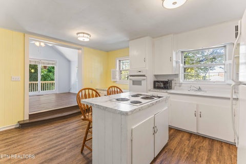 Tiny photo for 600 Mulberry St, Loudon, TN 37774 (MLS # 1358415)