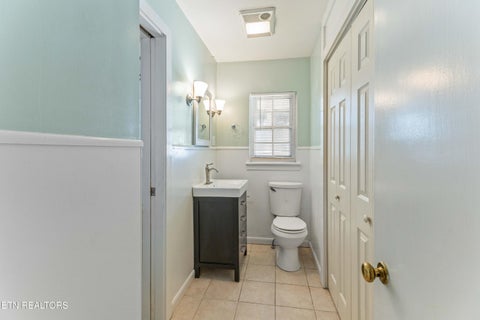 Tiny photo for 600 Mulberry St, Loudon, TN 37774 (MLS # 1358415)
