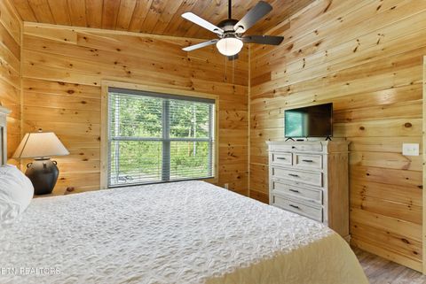 Tiny photo for 576 Dollywood lane Ln #1, Pigeon Forge, TN 37862 (MLS # 1326253)