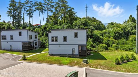 Tiny photo for 576 Dollywood lane Ln #1, Pigeon Forge, TN 37862 (MLS # 1326253)