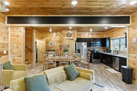 Tiny photo for 576 Dollywood lane Ln #1, Pigeon Forge, TN 37862 (MLS # 1326253)