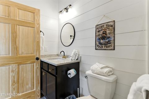 Tiny photo for 576 Dollywood lane Ln #1, Pigeon Forge, TN 37862 (MLS # 1326253)