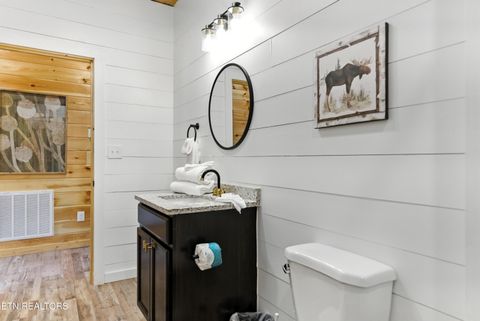 Tiny photo for 576 Dollywood lane Ln #1, Pigeon Forge, TN 37862 (MLS # 1326253)