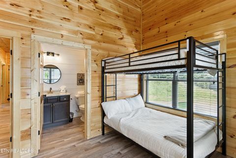 Tiny photo for 576 Dollywood lane Ln #1, Pigeon Forge, TN 37862 (MLS # 1326253)