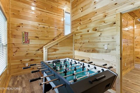 Tiny photo for 576 Dollywood lane Ln #1, Pigeon Forge, TN 37862 (MLS # 1326253)