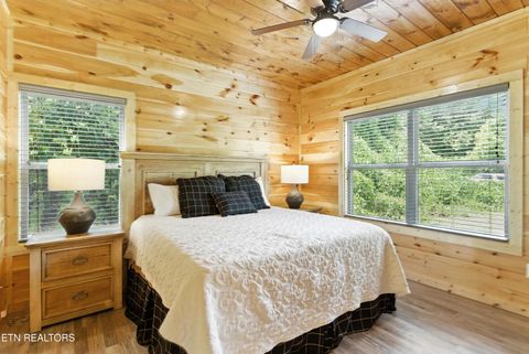 Tiny photo for 576 Dollywood lane Ln #1, Pigeon Forge, TN 37862 (MLS # 1326253)