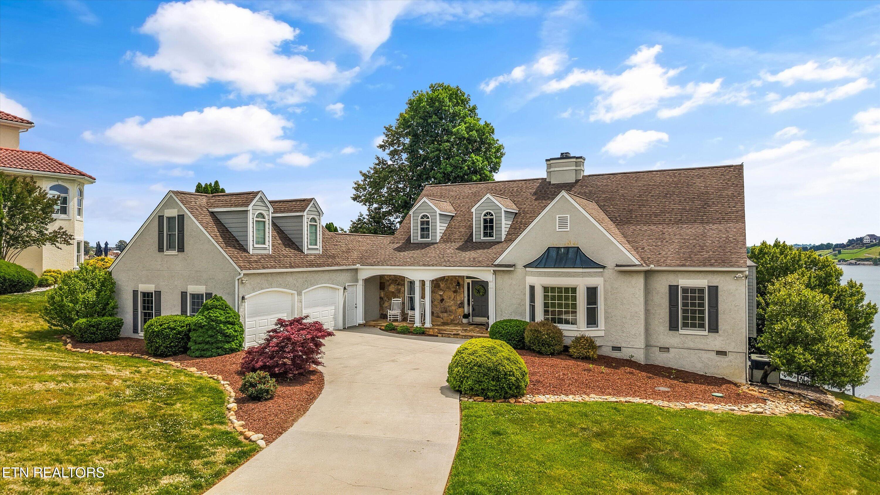4228 Ridge Water Rd