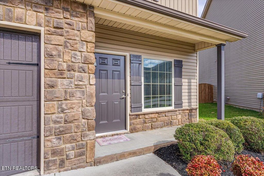 Photo of 1644 Silver Spur Lane, Knoxville, TN 37932 (MLS # 1330592)