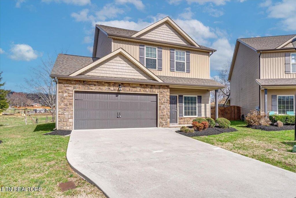Photo of 1644 Silver Spur Lane, Knoxville, TN 37932 (MLS # 1330592)
