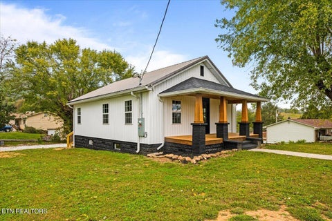Tiny photo for 190 Butter and Egg Rd, Jacksboro, TN 37757 (MLS # 1359512)