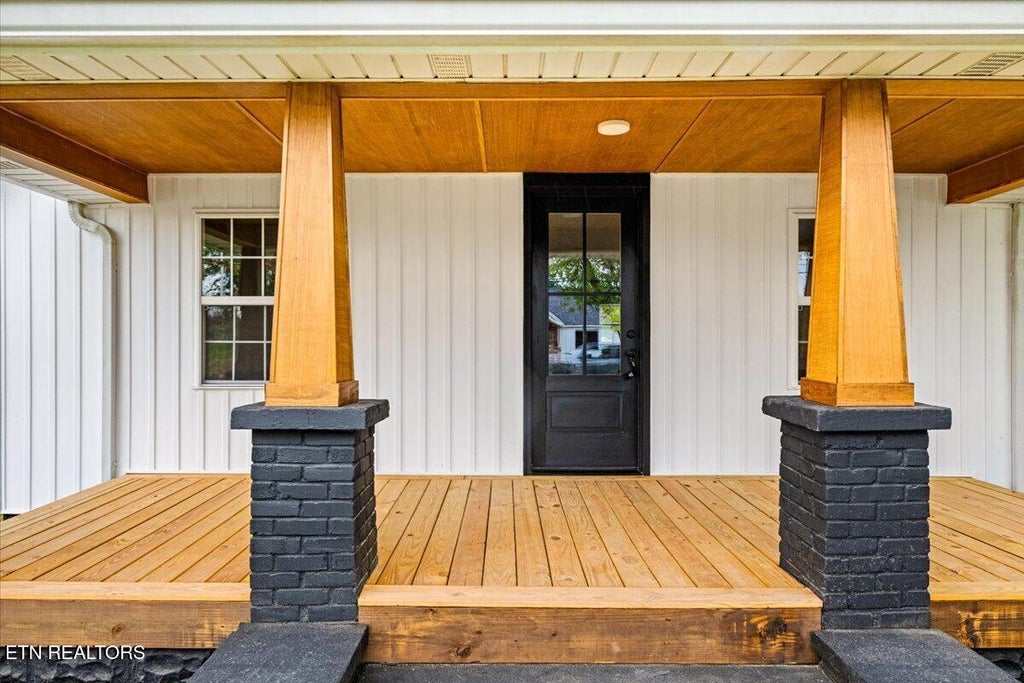 Photo of 190 Butter and Egg Rd, Jacksboro, TN 37757 (MLS # 1359512)