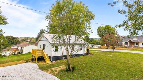 Tiny photo for 190 Butter and Egg Rd, Jacksboro, TN 37757 (MLS # 1359512)