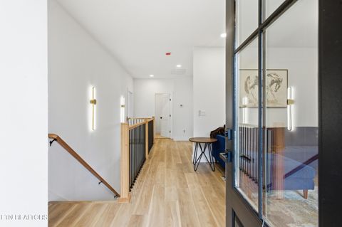 Tiny photo for 2549 Jefferson Ave, Knoxville, TN 37914 (MLS # 1320684)