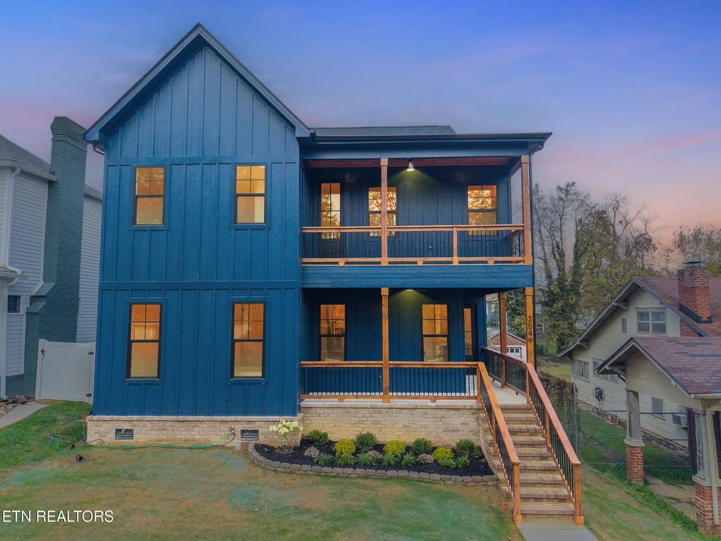 Photo of 2549 Jefferson Ave, Knoxville, TN 37914 (MLS # 1320684)