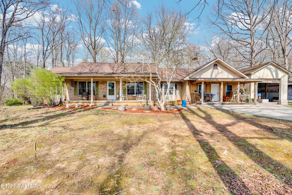 Photo of 139 Bilbrey Rd, Livingston, TN 38570 (MLS # 1334565)