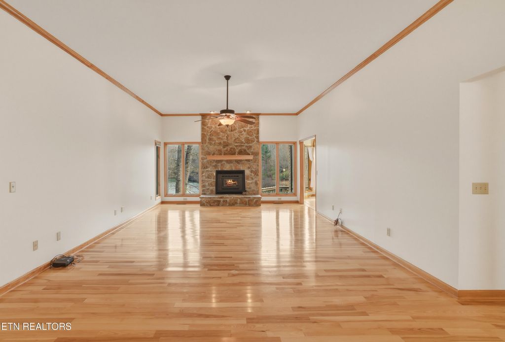 Photo of 53 Quail Hollow Drive, Crossville, TN 38555 (MLS # 1330950)