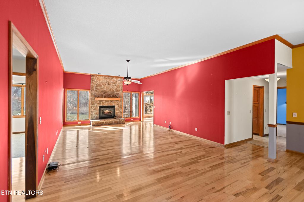 Photo of 53 Quail Hollow Drive, Crossville, TN 38555 (MLS # 1330950)