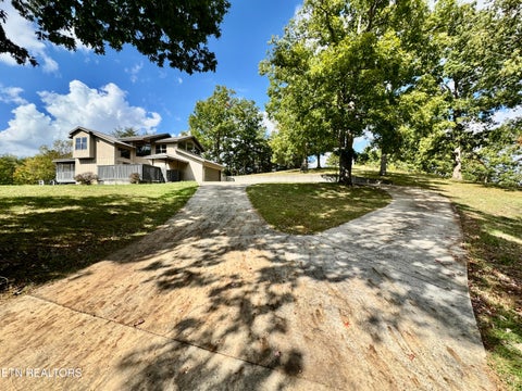 Tiny photo for 1065 Poplar Lane, Winfield, TN 37892 (MLS # 1359822)