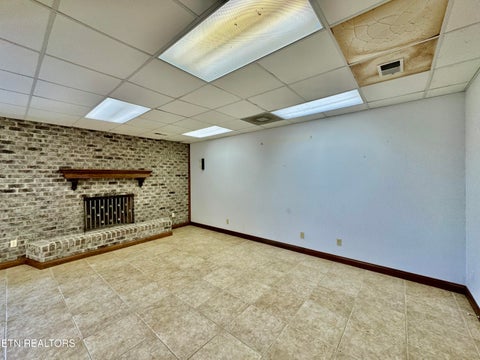 Tiny photo for 1065 Poplar Lane, Winfield, TN 37892 (MLS # 1359822)
