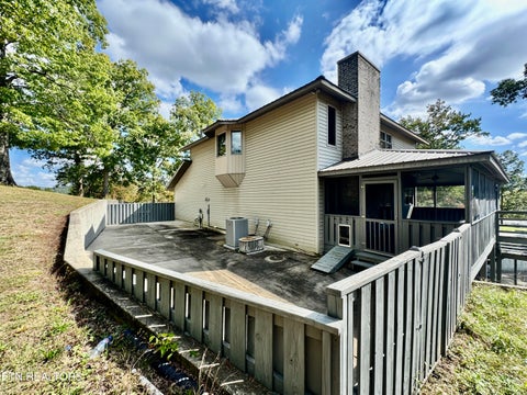 Tiny photo for 1065 Poplar Lane, Winfield, TN 37892 (MLS # 1359822)