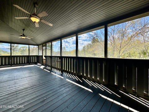 Tiny photo for 1065 Poplar Lane, Winfield, TN 37892 (MLS # 1359822)