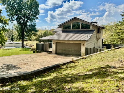 Tiny photo for 1065 Poplar Lane, Winfield, TN 37892 (MLS # 1359822)