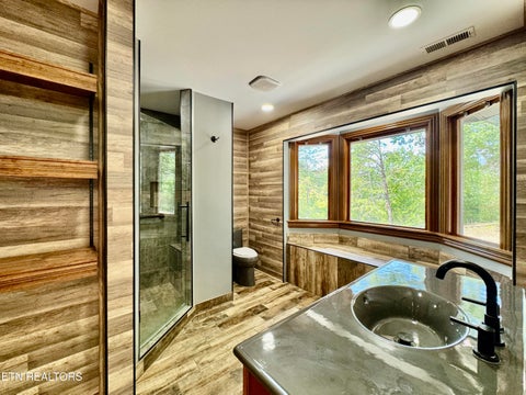 Tiny photo for 1065 Poplar Lane, Winfield, TN 37892 (MLS # 1359822)