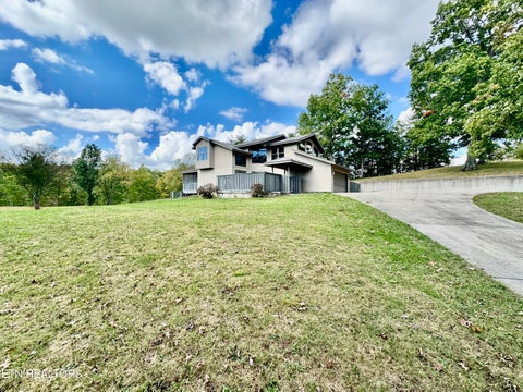 Photo of 1065 Poplar Lane, Winfield, TN 37892 (MLS # 1359822)