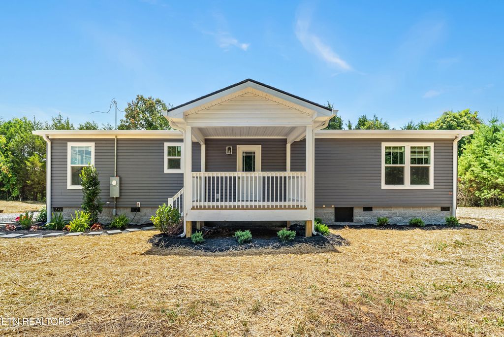 Photo of 6403 Highway 411, Greenback, TN 37742 (MLS # 1268874)