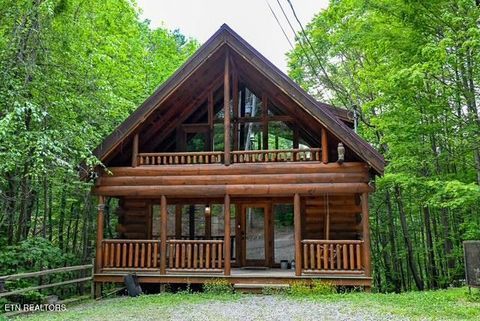 Photo of 2138 Walnut Court, Sevierville, TN 37876 (MLS # 1338584)