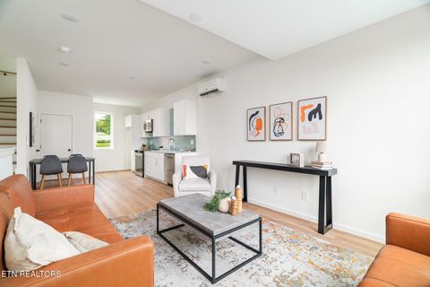 Tiny photo for 113 E Oldham Ave #105, Knoxville, TN 37917 (MLS # 1320907)