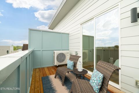 Tiny photo for 113 E Oldham Ave #105, Knoxville, TN 37917 (MLS # 1320907)