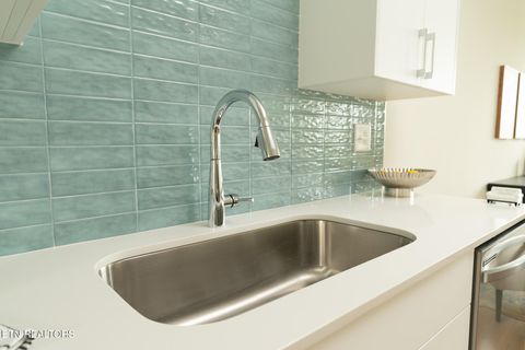 Tiny photo for 113 E Oldham Ave #105, Knoxville, TN 37917 (MLS # 1320907)