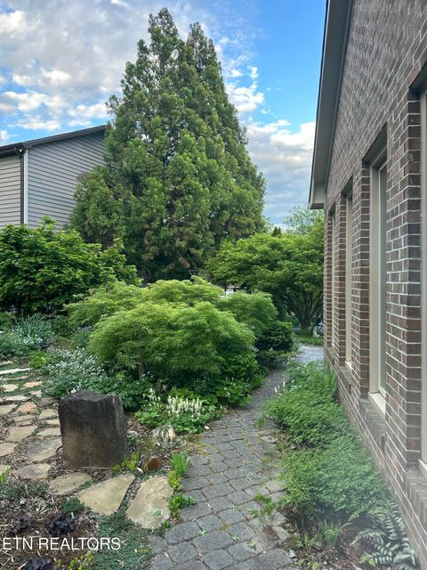 Tiny photo for 7824 Beckett Ridge Court, Powell, TN 37849 (MLS # 1336888)