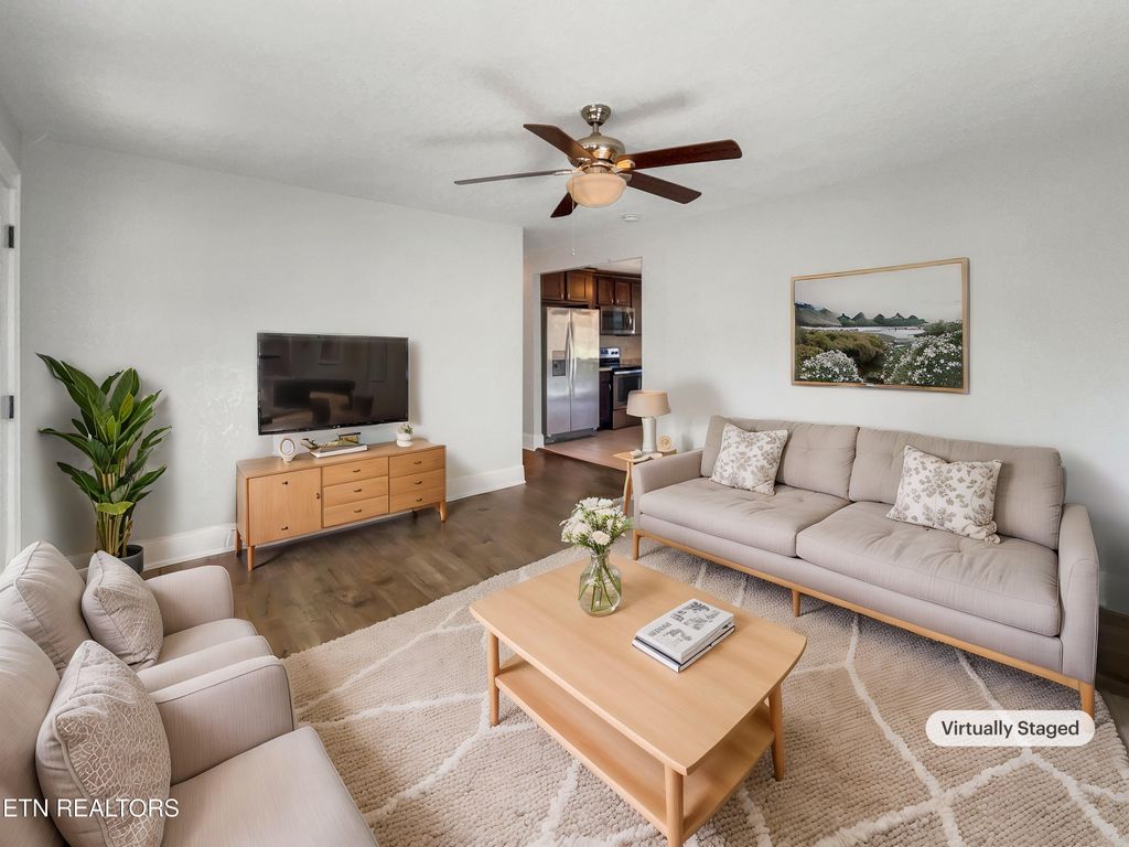 Photo of 2802 Mentor Rd, Louisville, TN 37777 (MLS # 1284106)