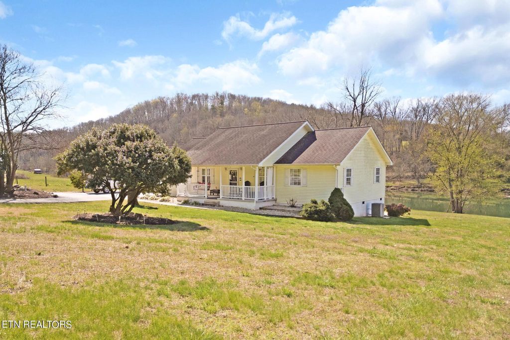Photo of 2685 Stone Rd, Blaine, TN 37709 (MLS # 1256868)