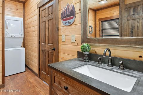 Tiny photo for 3571 Locust Ridge Rd, Sevierville, TN 37876 (MLS # 1338302)