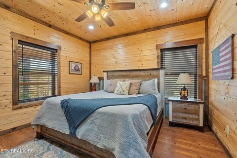 Tiny photo for 3571 Locust Ridge Rd, Sevierville, TN 37876 (MLS # 1338302)