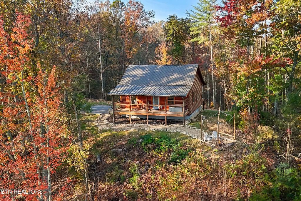 Photo of 3571 Locust Ridge Rd, Sevierville, TN 37876 (MLS # 1338302)