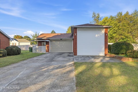 Tiny photo for 224 Janet LN, Maryville, TN 37804 (MLS # 1359432)