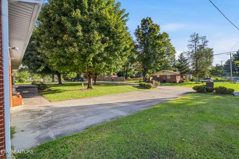 Tiny photo for 224 Janet LN, Maryville, TN 37804 (MLS # 1359432)