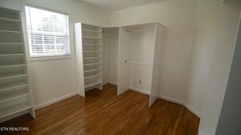 Tiny photo for 412 George Washington Drive, Dandridge, TN 37725 (MLS # 1326117)